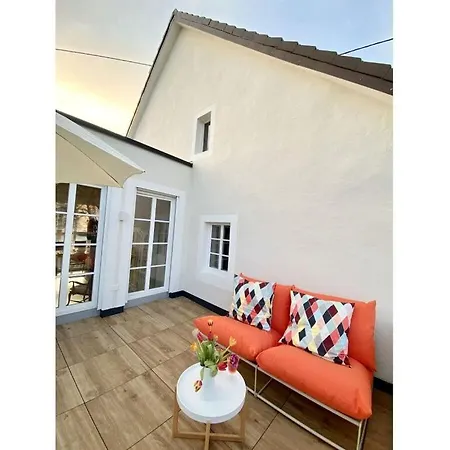 Apartament Holiday Eifelise *